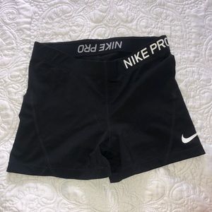 Nike pro spandex size medium